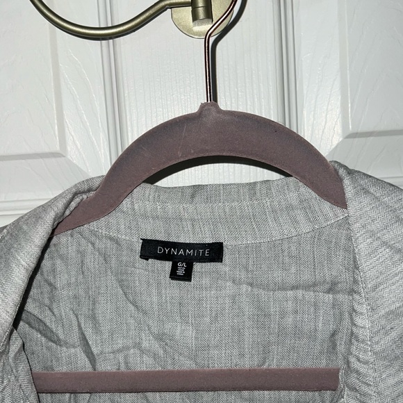 Dynamite Size Large Grey Blouse - Picture 2 of 3